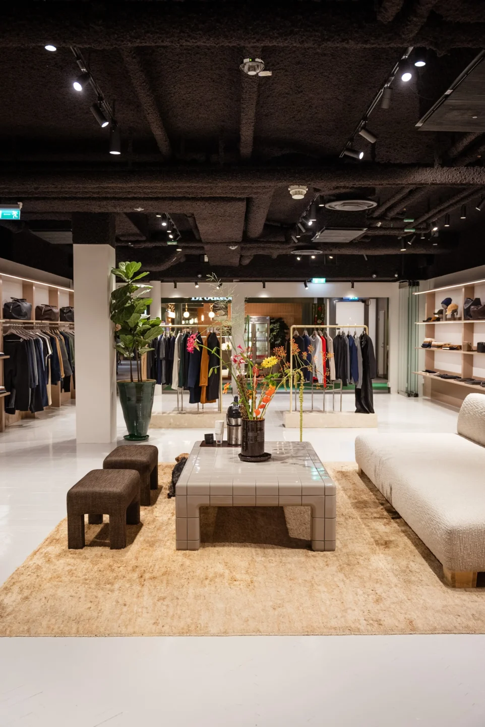 Singular Society butik i MOOD